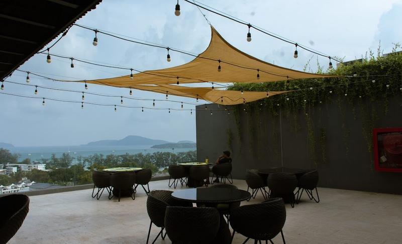 Sunset view top floor condo - Image 6