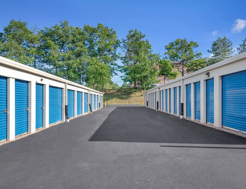 Prime Storage - Newington - Gallery thumbnail photo #2