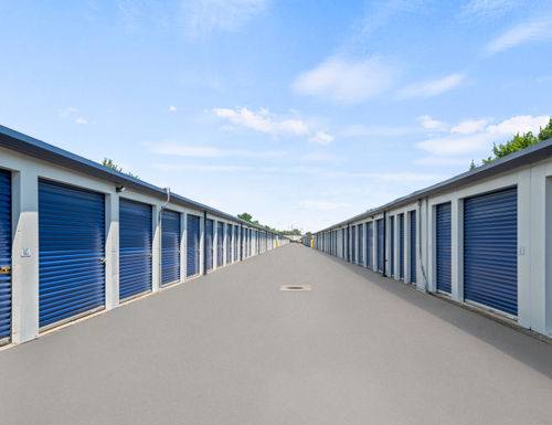 Prime Storage - Bay Shore Pine Aire Dr. - Gallery thumbnail photo #2