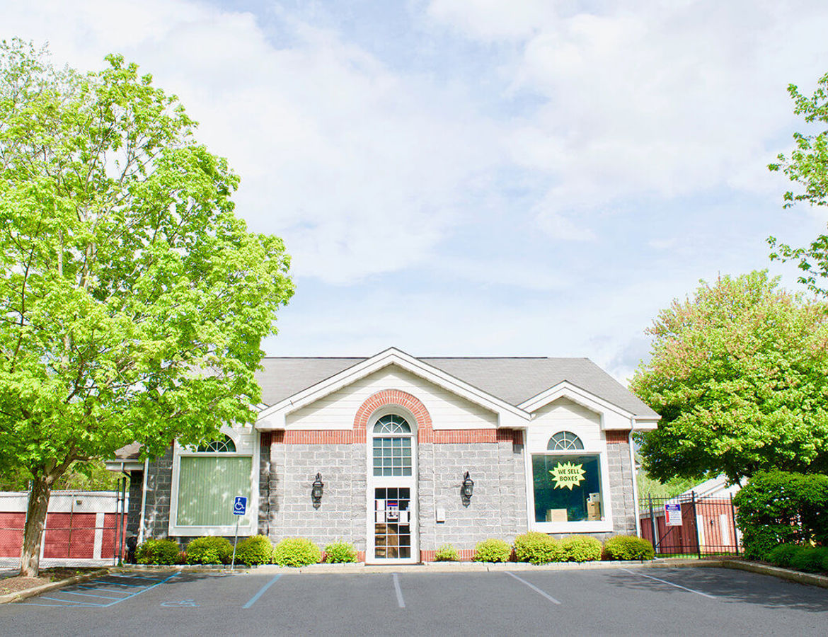 Prime Storage - Hyde Park Route 9