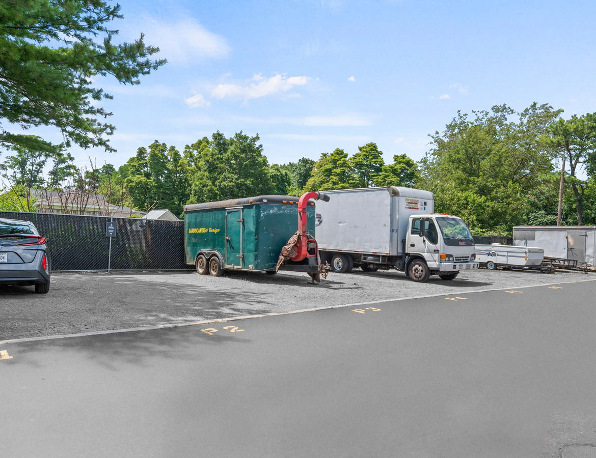 Prime Storage - Bay Shore Pine Aire Dr. - Gallery photo #4
