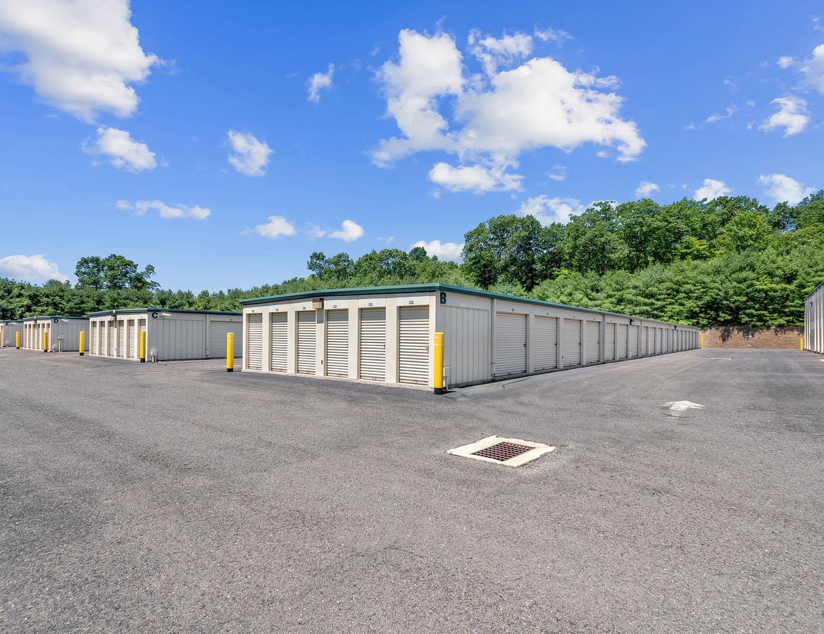 Self Storage Units in Monroe, CT Pepper Street Park Self Storage