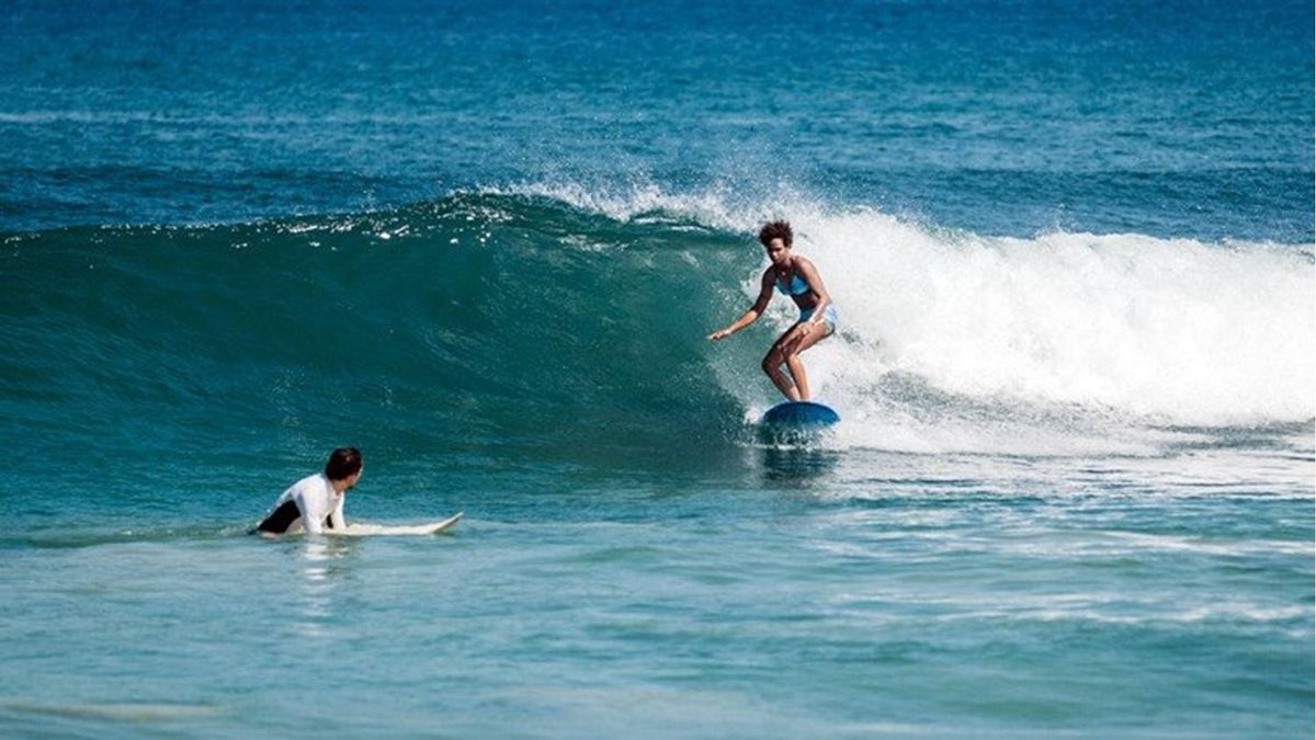 Learning to Surf