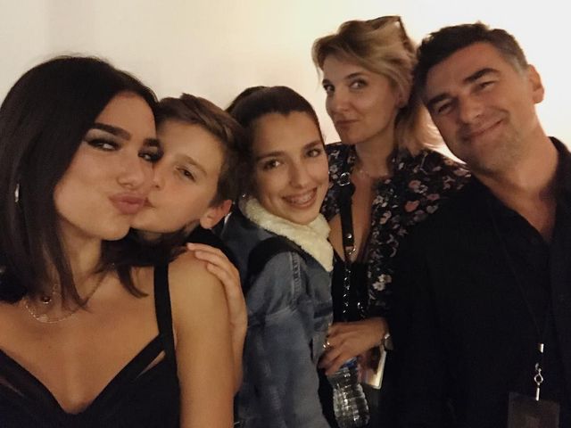 Lipa father dua Dua Lipa