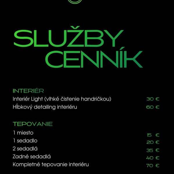 Hĺbkovo vyčistený interiér vozidla