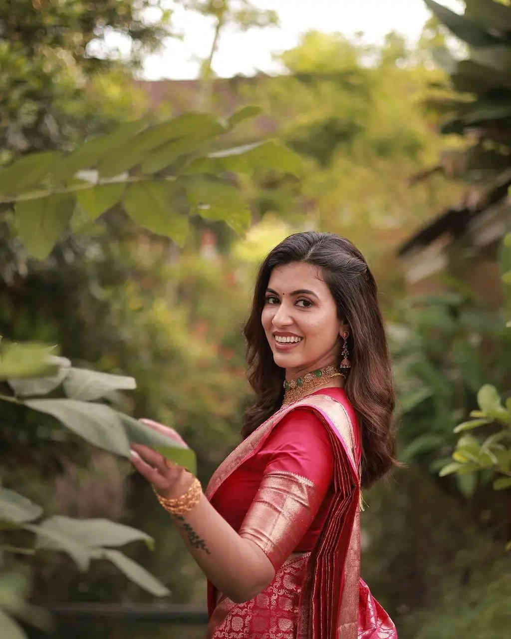 Soft lichi silk saree