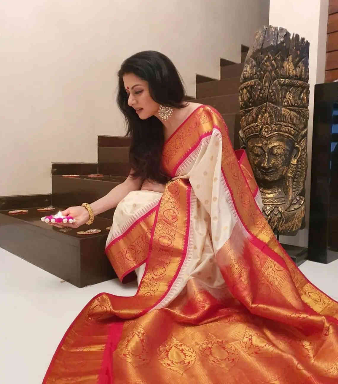 Soft lichi silk saree