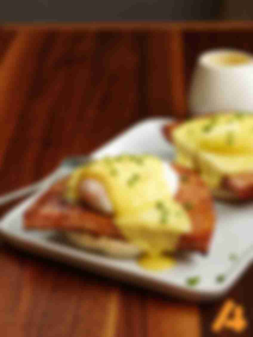 Ham Steak Eggs Benedict