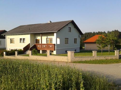 Haus privat verkaufen mit Makler in Waldenstein (0)