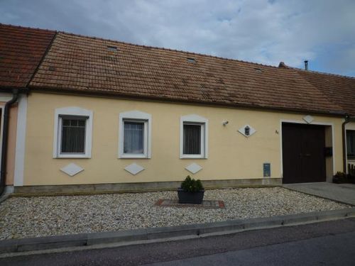 privat verkaufen mit Makler in Enzersdorf/Staatz (0)