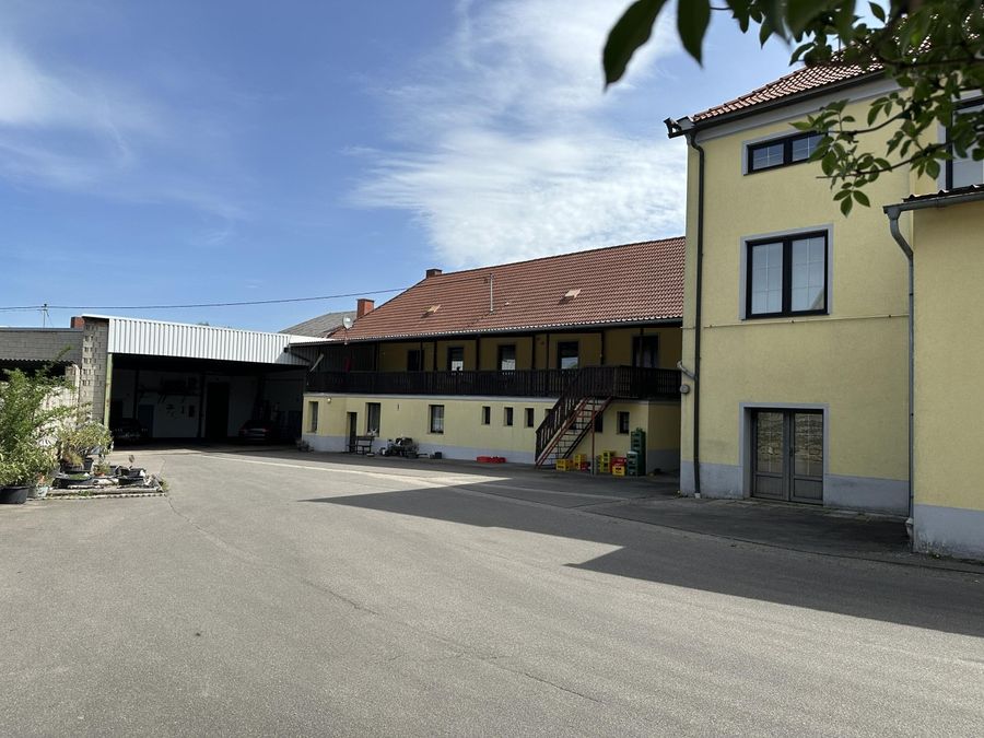 Gewerbeobjekt kaufen in Niederösterreich Hollabrunn Glaubendorf 2417/9457 14-1
