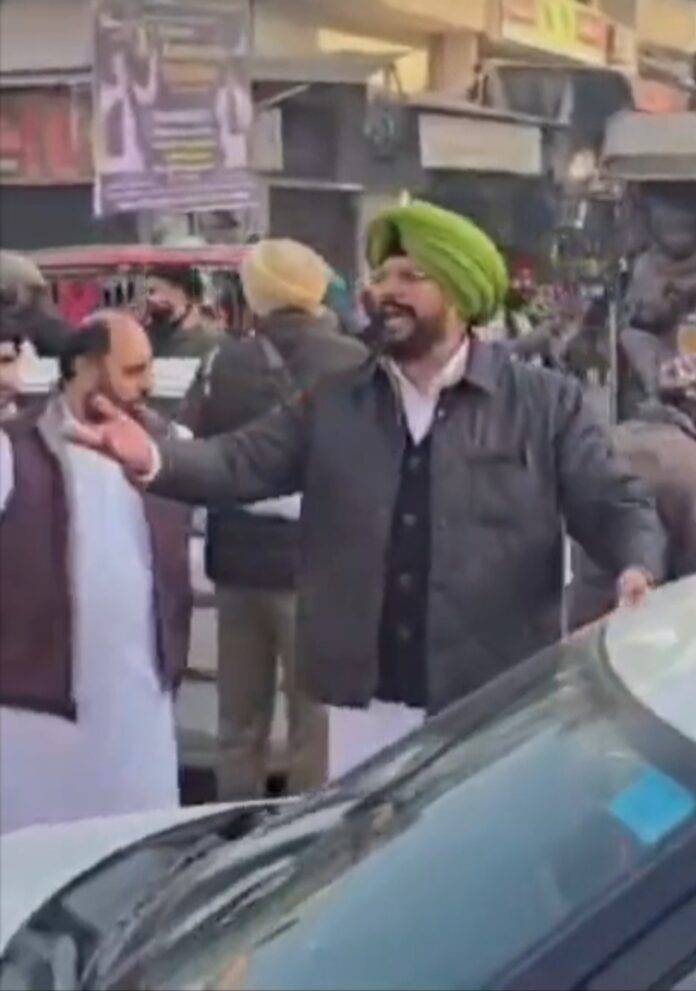 AAP-LEADER-DHALIWAL-IMAGE-AT-AJNALA-1