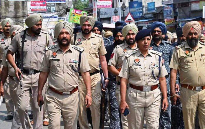ACCORDING TO 15TH AUG. POLICE SECURITY TIGHT SNE IMAGE