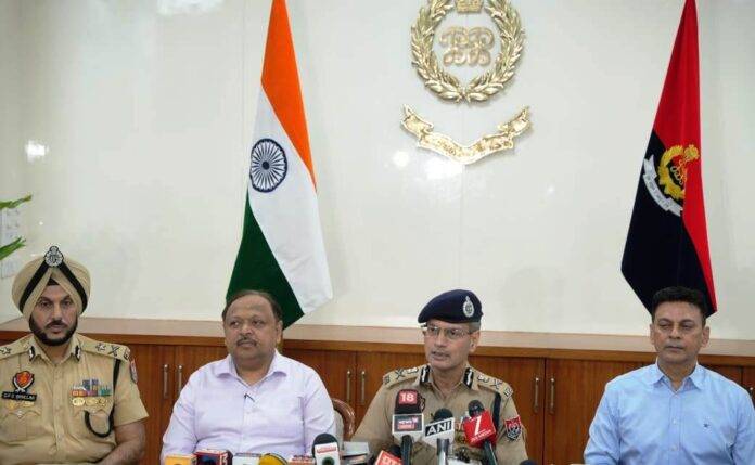 DGP-WITH-ANOTHER-POLICE-OFFICIALS-IMAGE-ASR-SNE