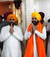 GYAN SINGH MANN WITH CM MANN-OLD IMAGE-SNE