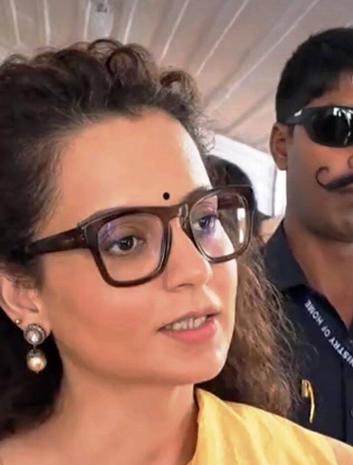 KANGNA-RANUT-IMAGE-FILE-SNE