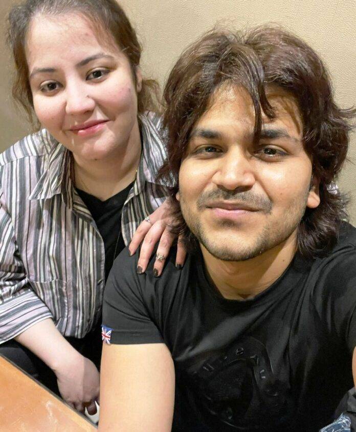LOVER IND-PAK SNE IMAGE