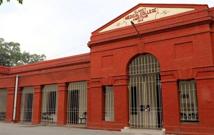MEDICAL-COLLEGE-AMRITSAR-2