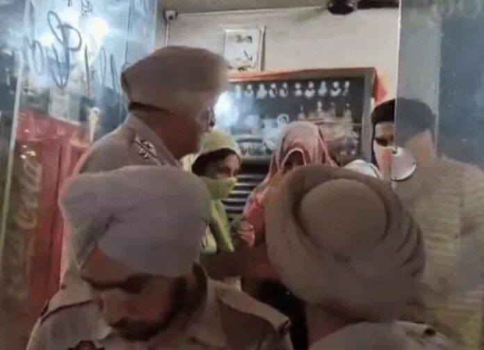 POLICE-RAID-PRIVATE-HOTEL-AT-AMRITSAR