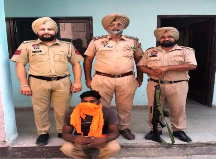 POLICE-TEAM-WITH-ACCUSED-ATTARI-THANA-SNE