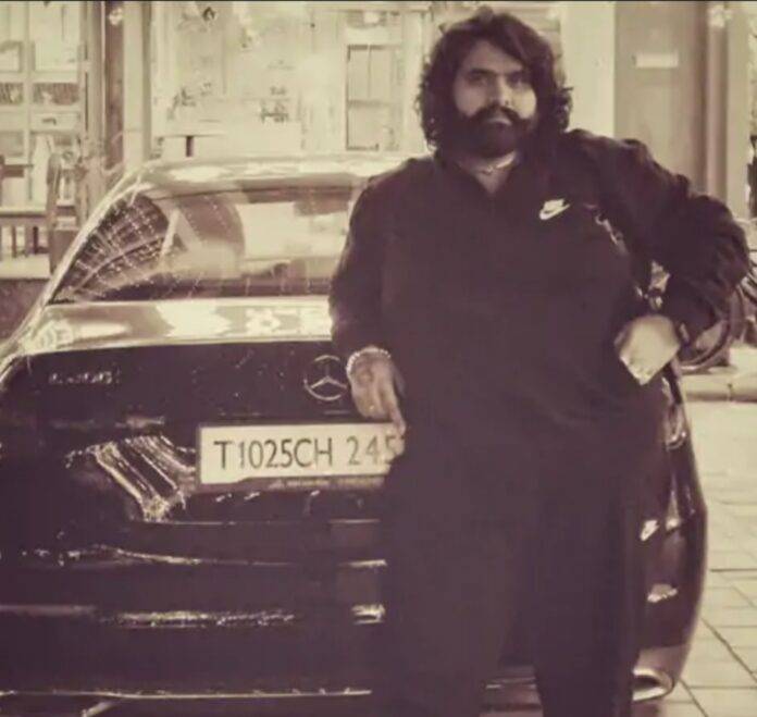 PUNJABI-SINGER-RAMI-RANDHAWA
