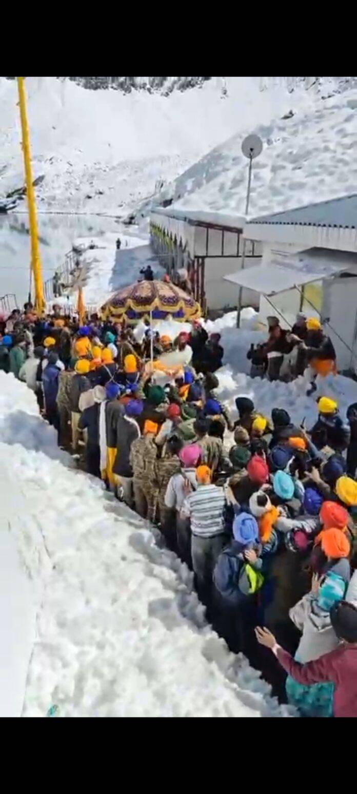 SHRI-HEMKUNT-SAHIB-2-IMAGE-SNE