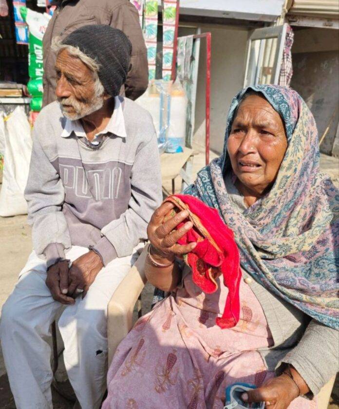 VICTIM-OLD-WOMEN-WITH-HUSBAND