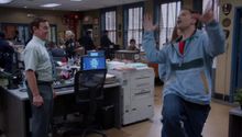 Brooklyn 99 - Nemszázas körzet 6. Évad 3. Epizód online sorozat