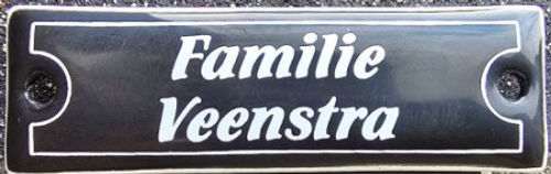 Klein emaille naambordje