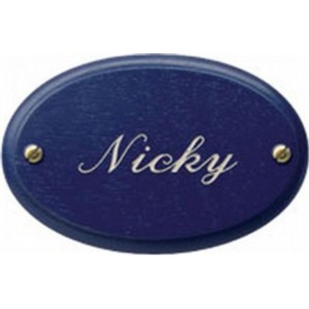 Houten naambord | Tekst gegraveerd | Tekst kleur licht beige achtig |