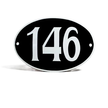 Geëmailleerd huisnummer met rand