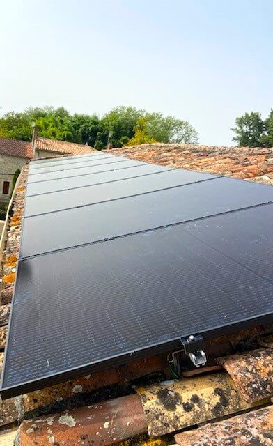 Installation panneaux photovoltaïques - Solanov