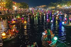 Hoi An Nightlife Tour with Hoi An ...