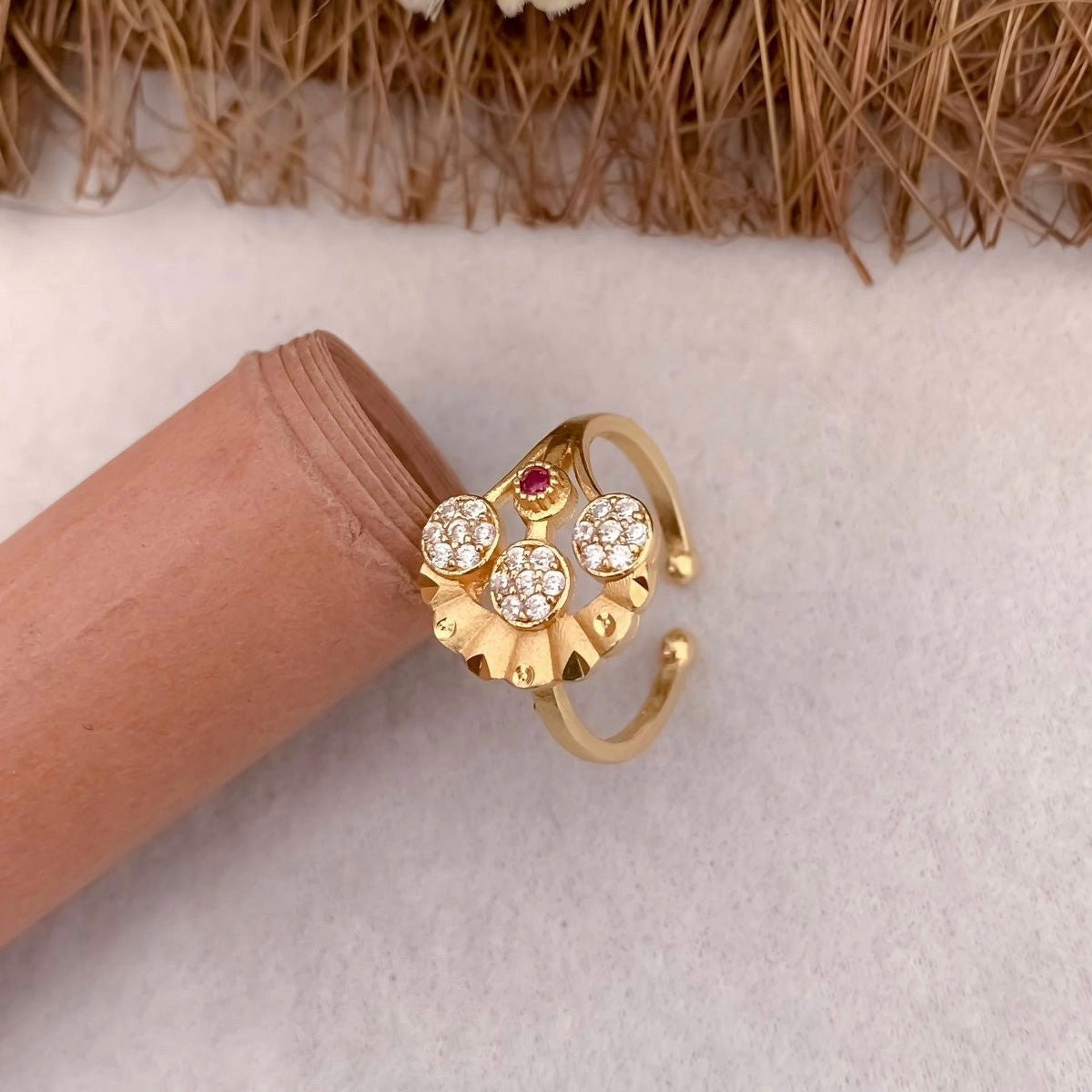 Scalloped Fan Pink AD Stone Ring