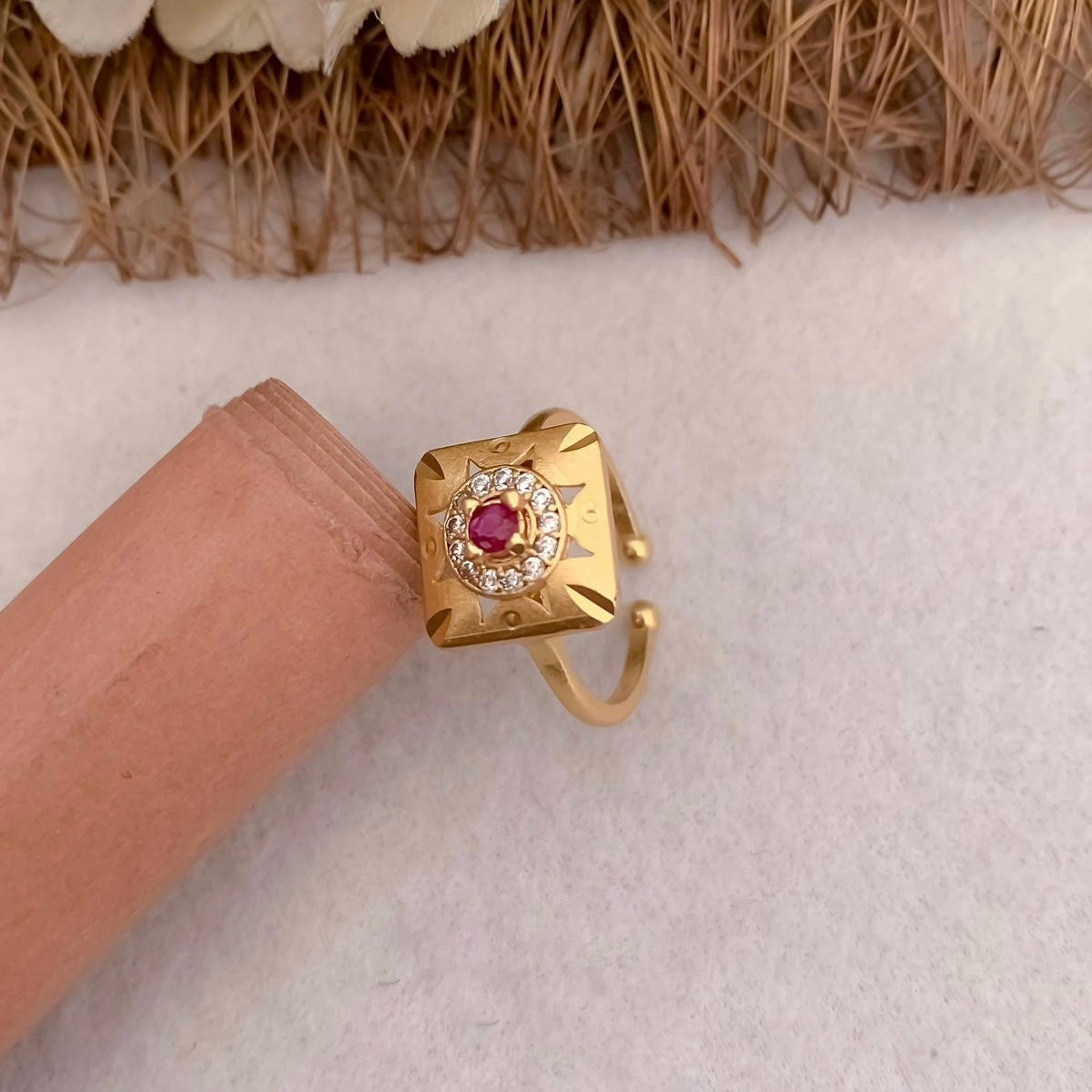 Sunburst Square Pink AD Stone Ring