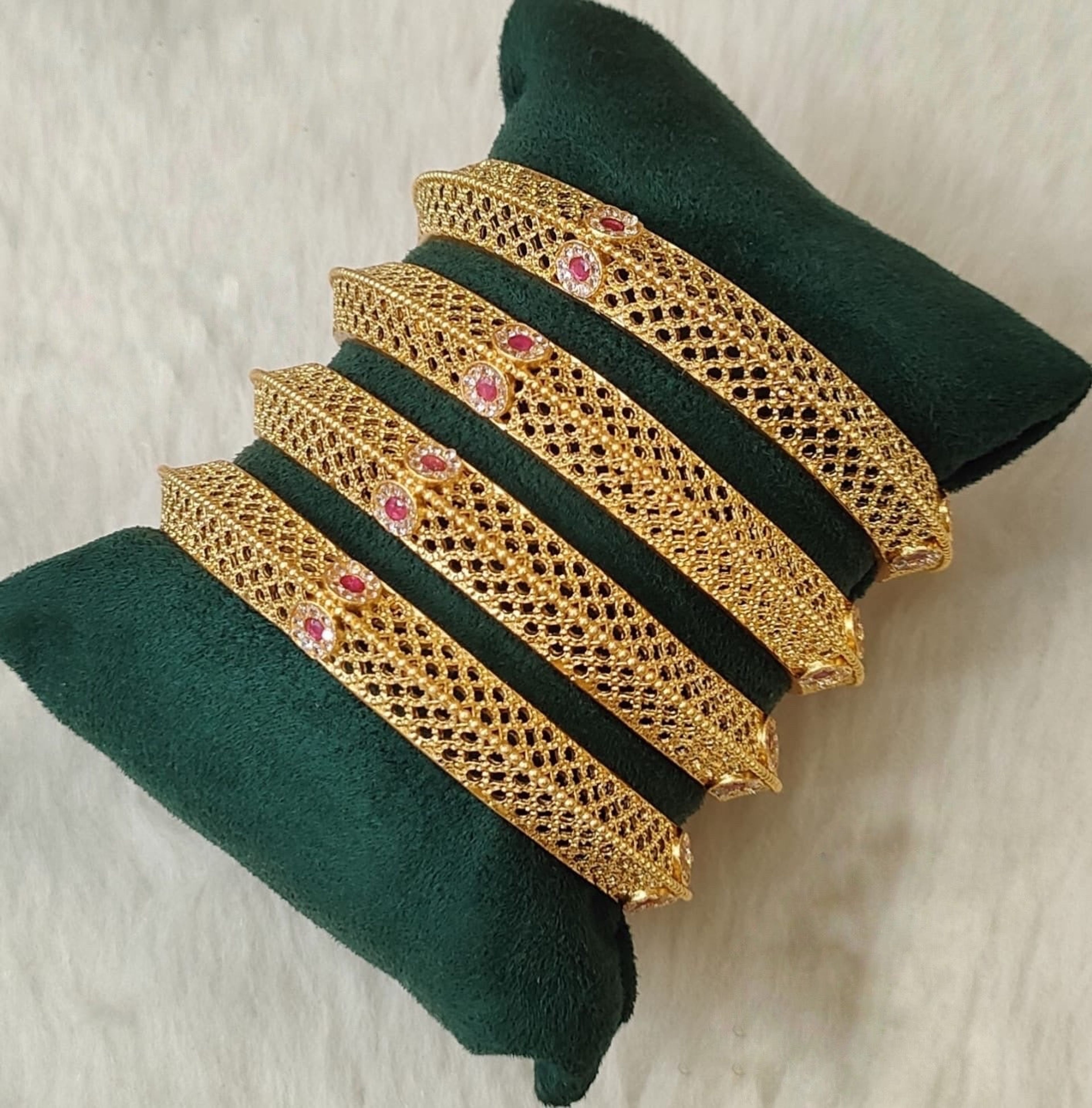 Antique Pink Stone Mesh Bangle Set (Size 2.2)