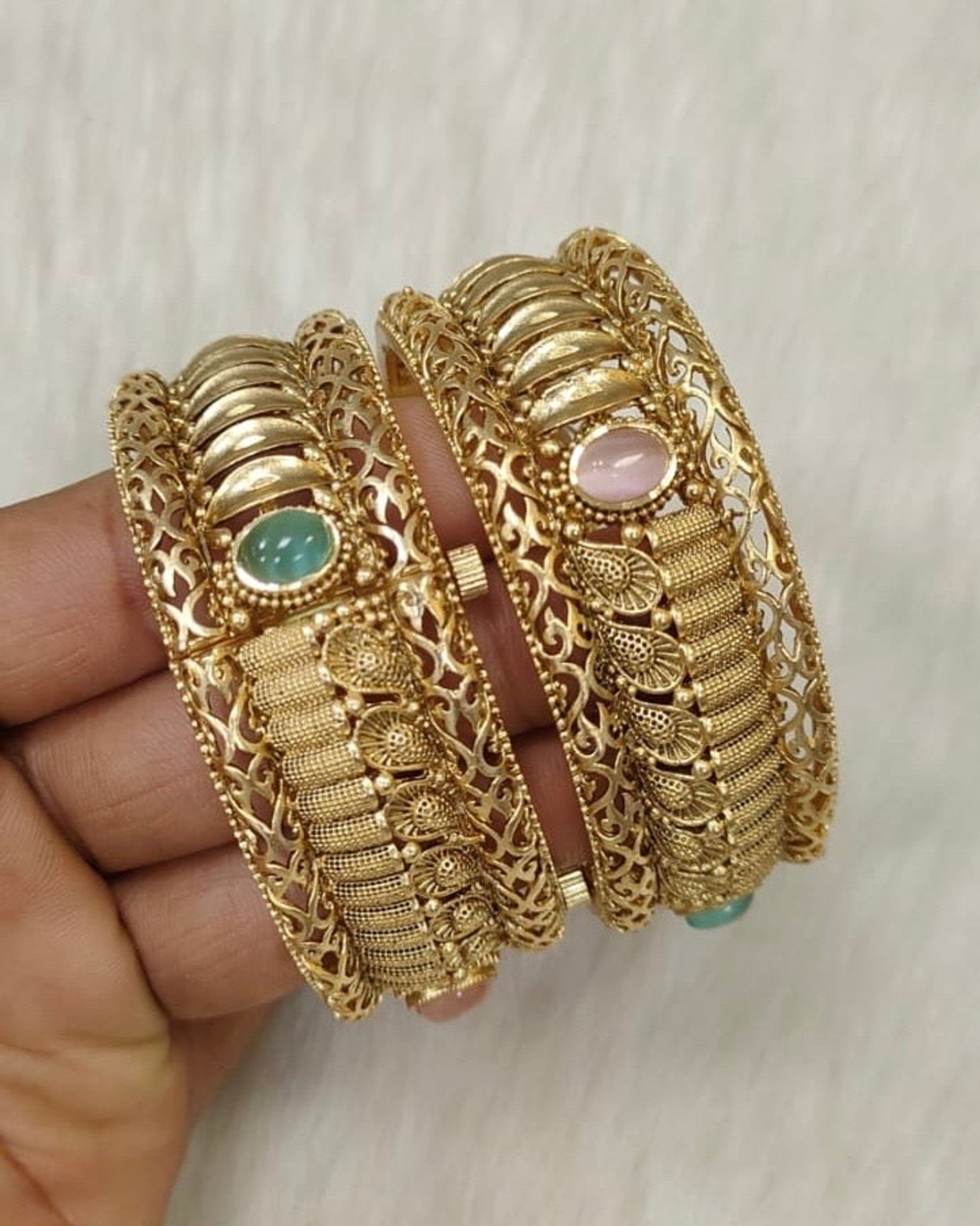 Pastel Stone Antique Bangle Pair (Size 2.6)