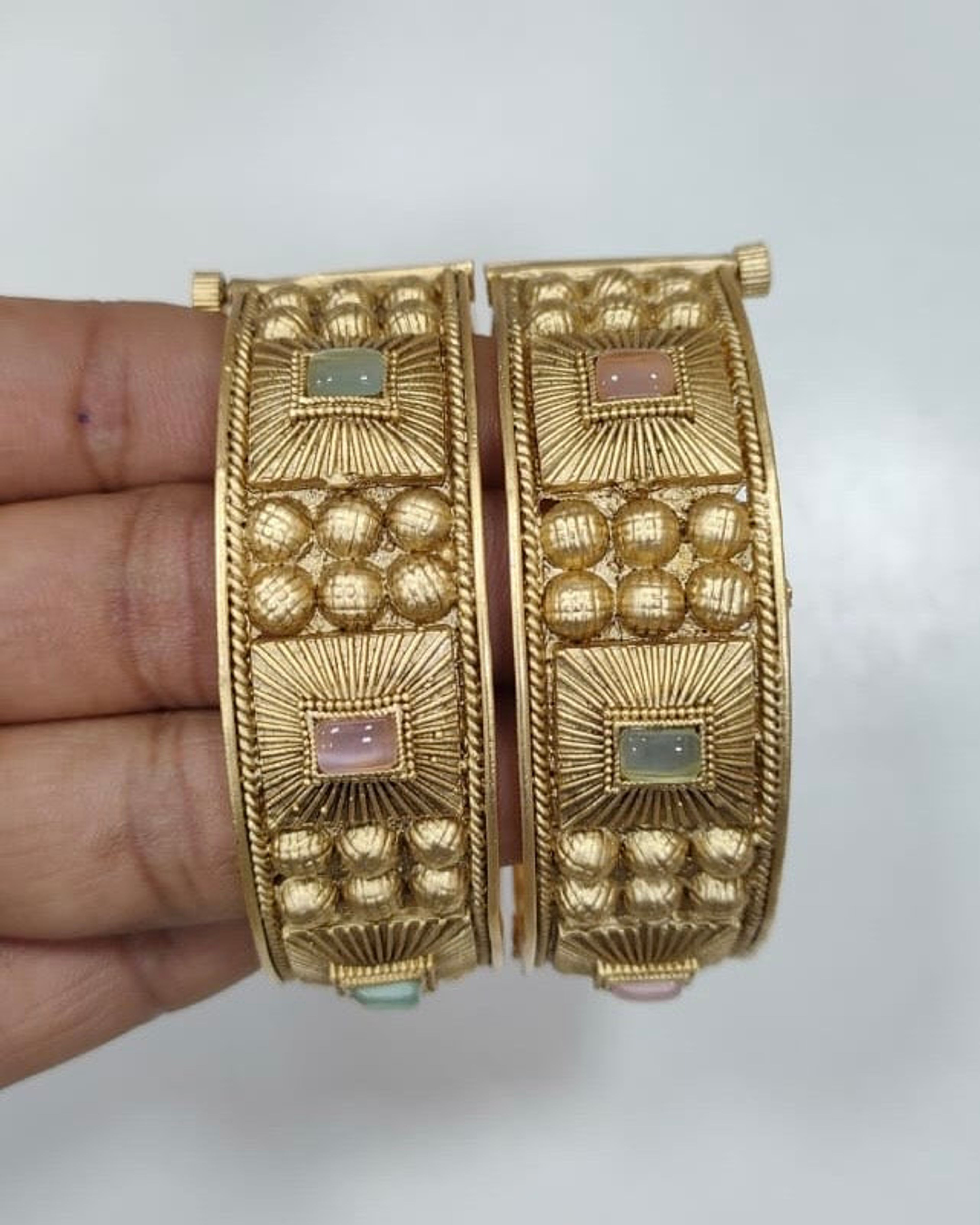 Multicolour Stone Antique Bangle Pair (Size 2.8)