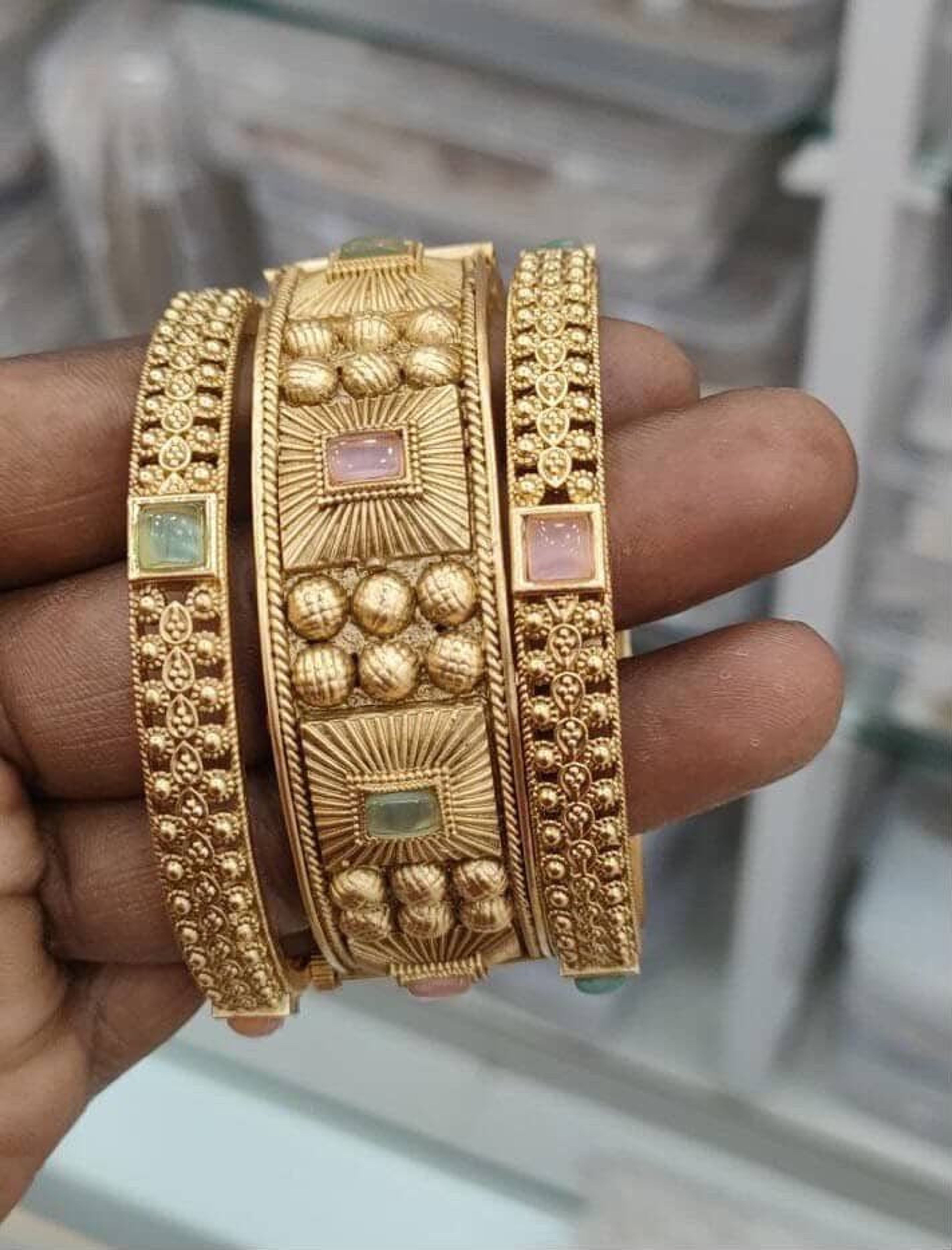 Antique Bangle Set 2/2 2/6