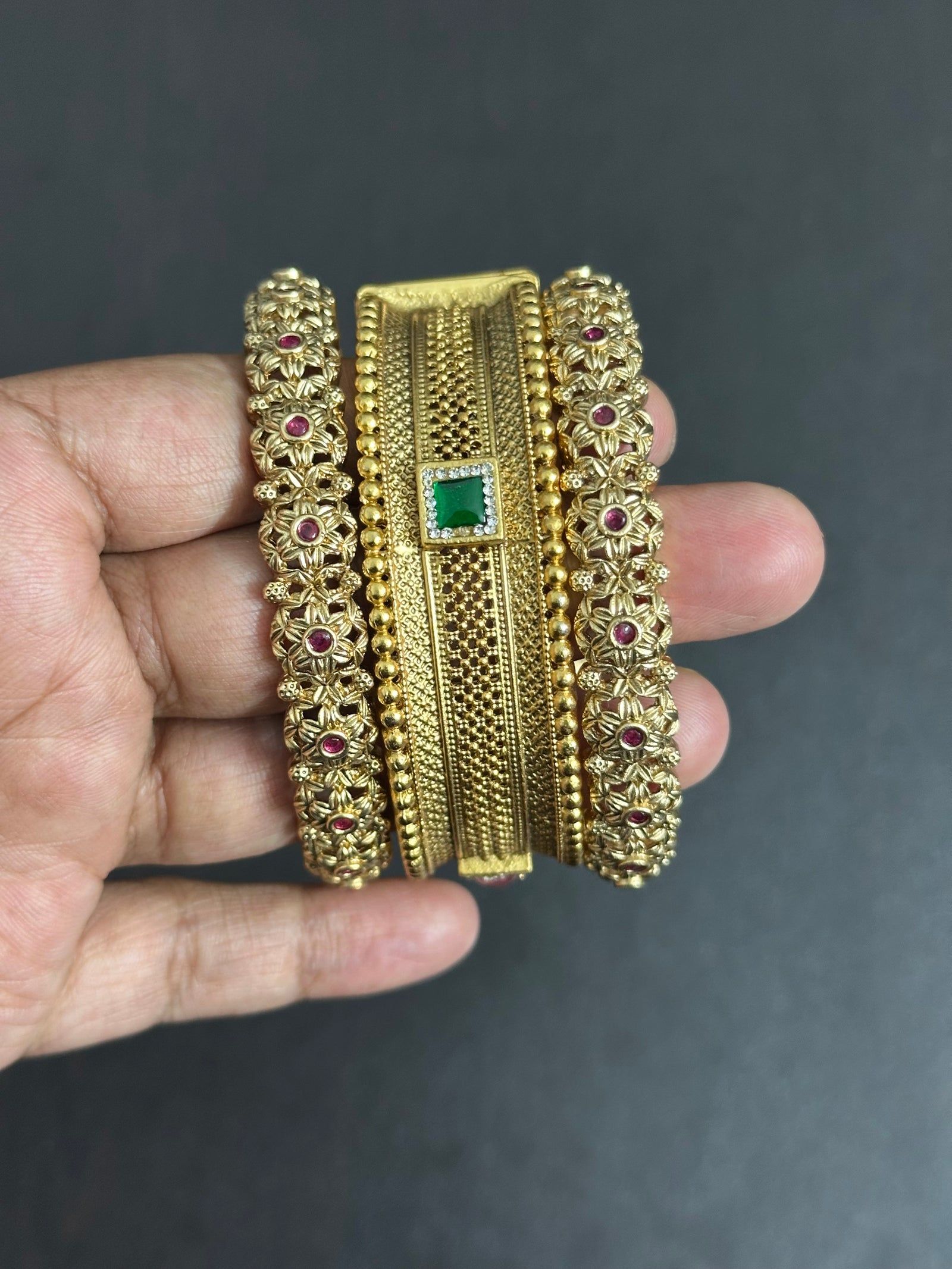 Antique Bangle Set of 3 (Size 2.6)