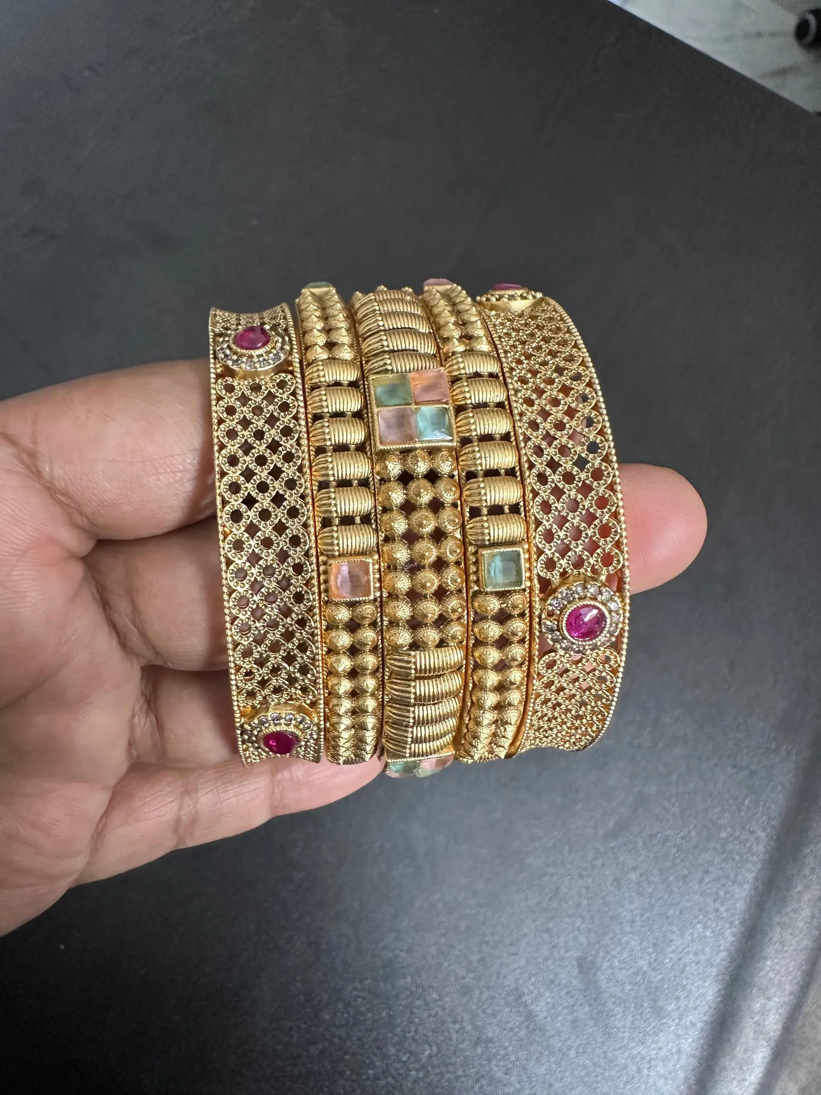 Antique Beaded Textured Bangle Set (Size 2.8)
