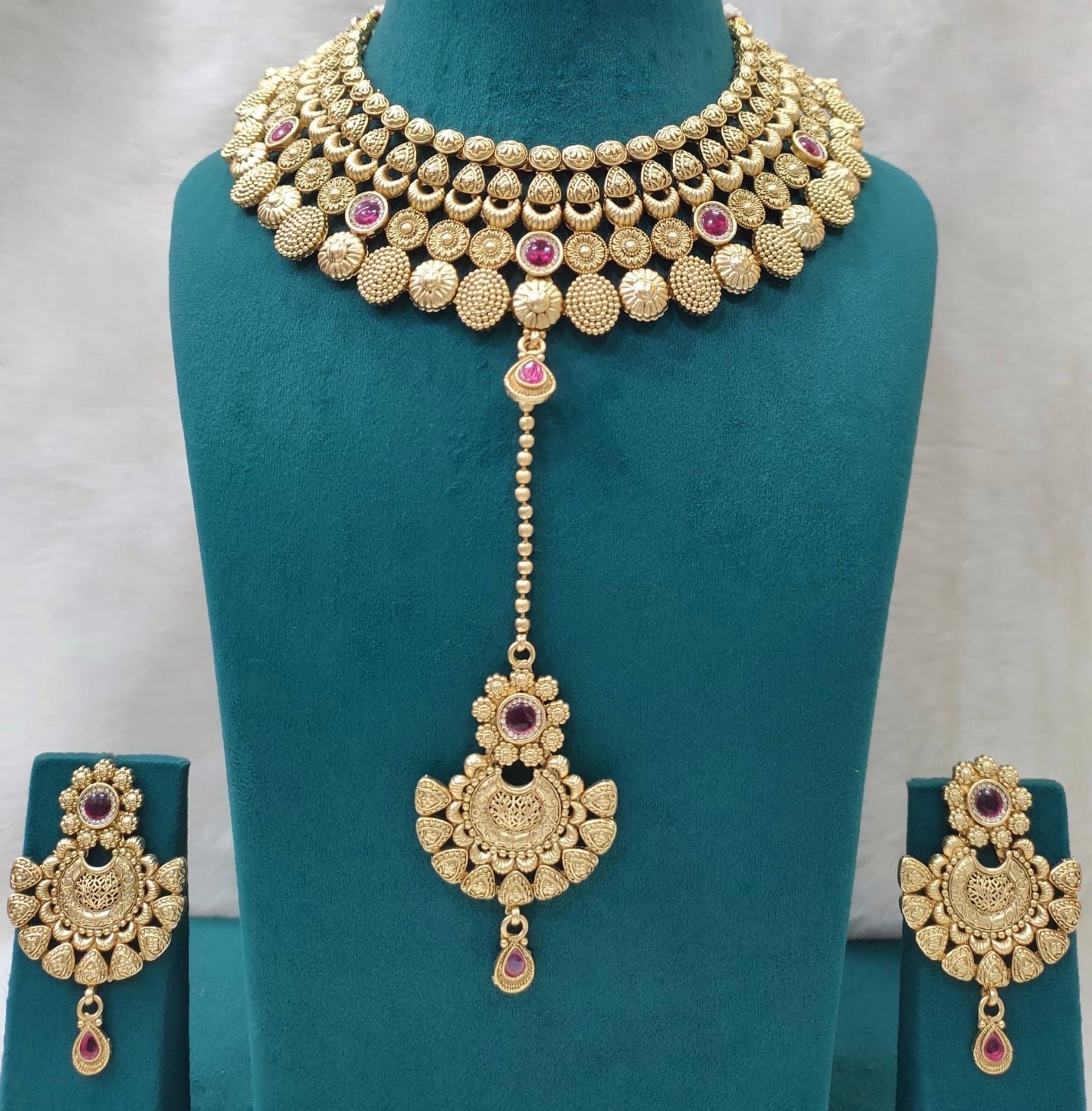 Pink Stone Antique Choker Set