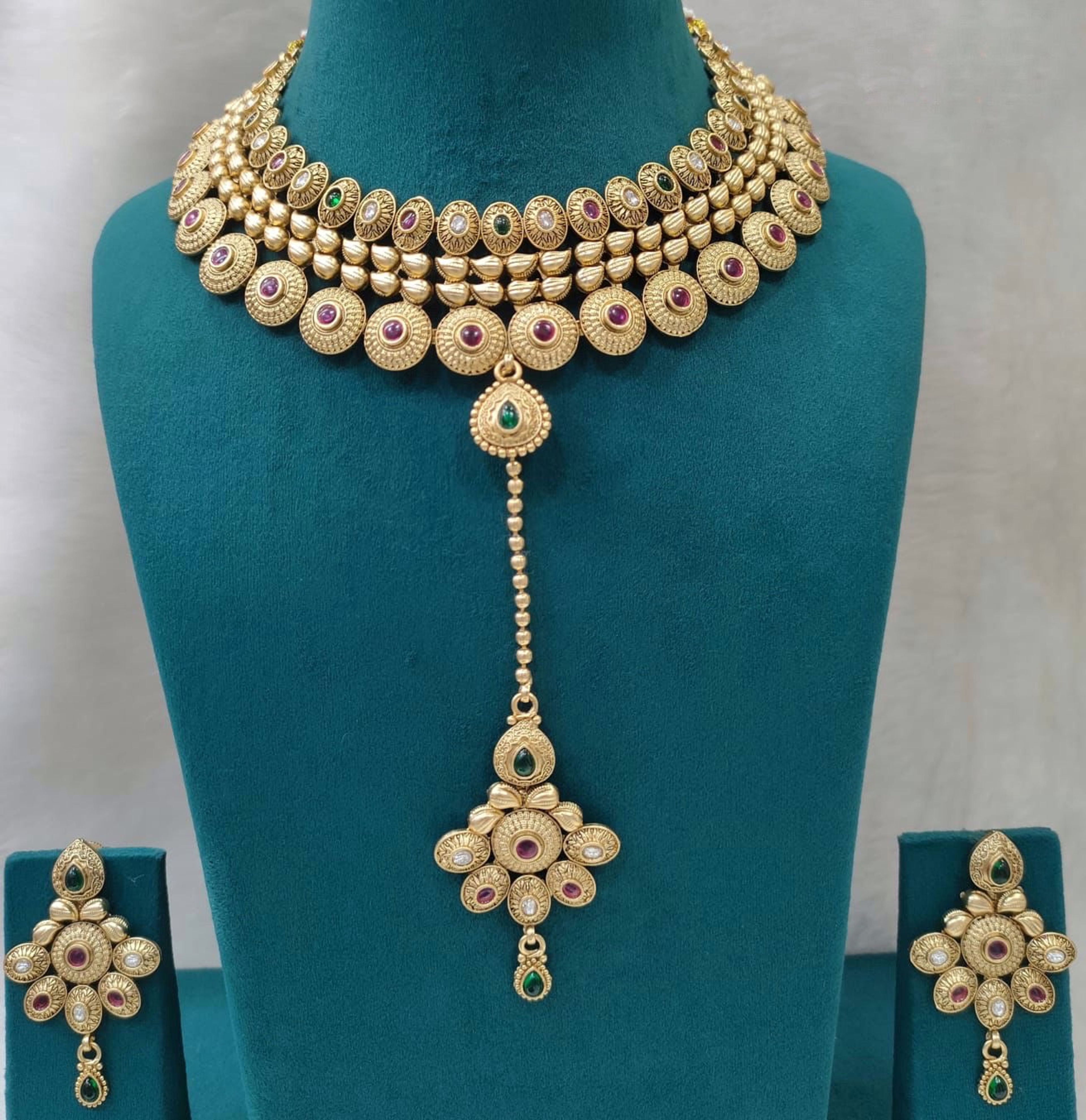 Antique Multicolour Stone Drop Choker Set