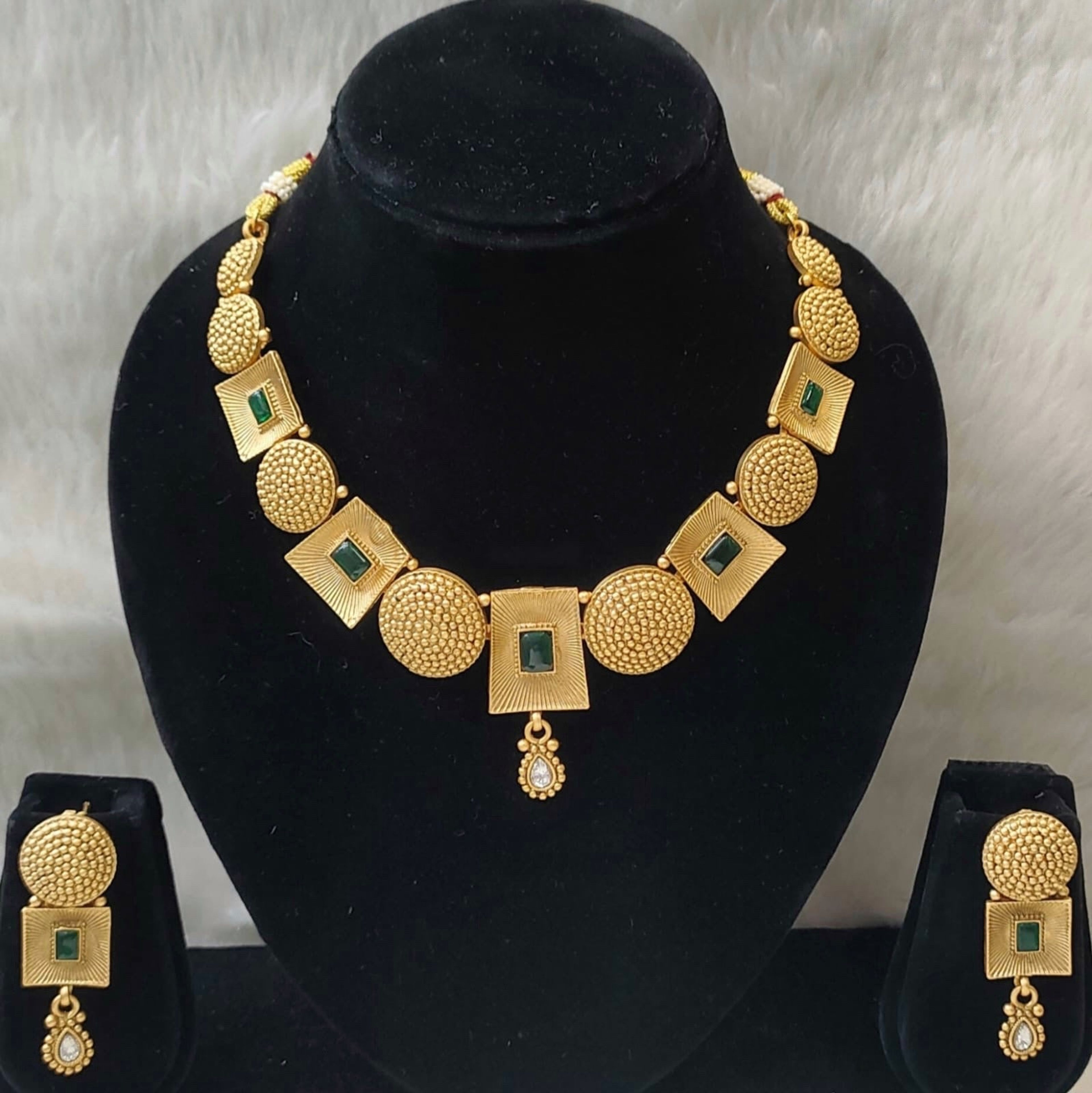 Geometric Green Stone Antique Choker Set