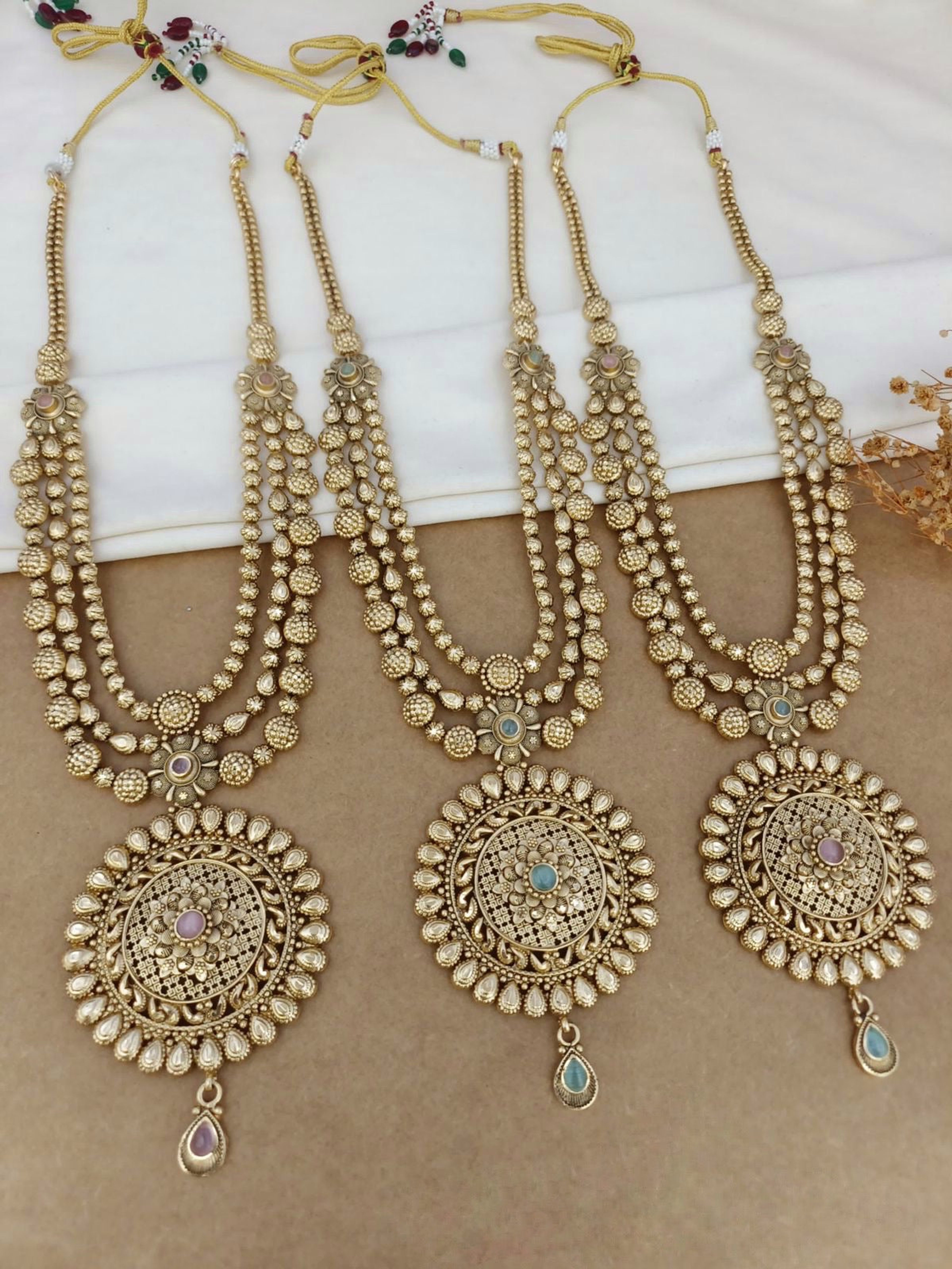 Antique Round Medallion Layered Necklace