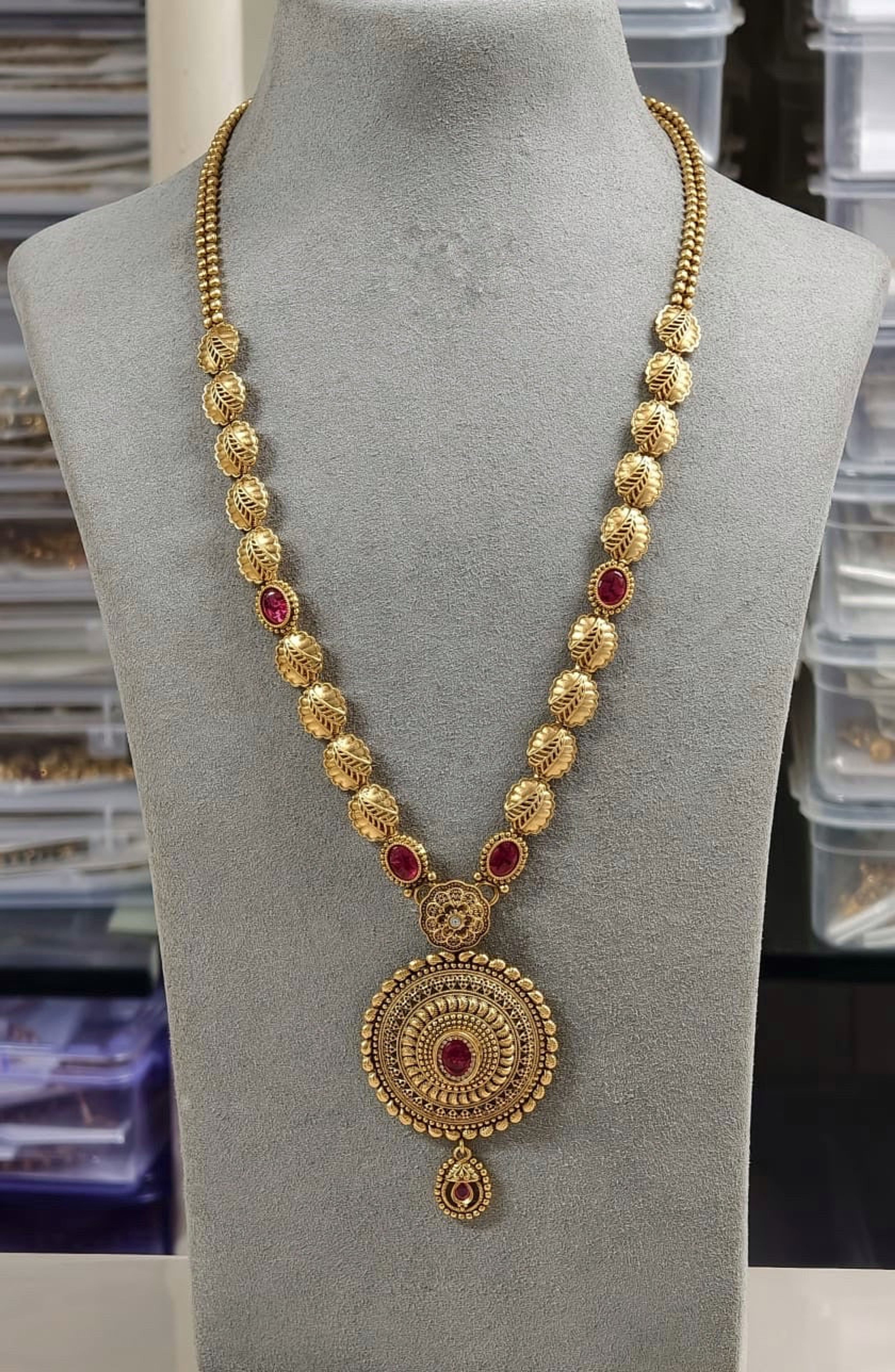 Antique Red Stone Round Pendant Long Necklace