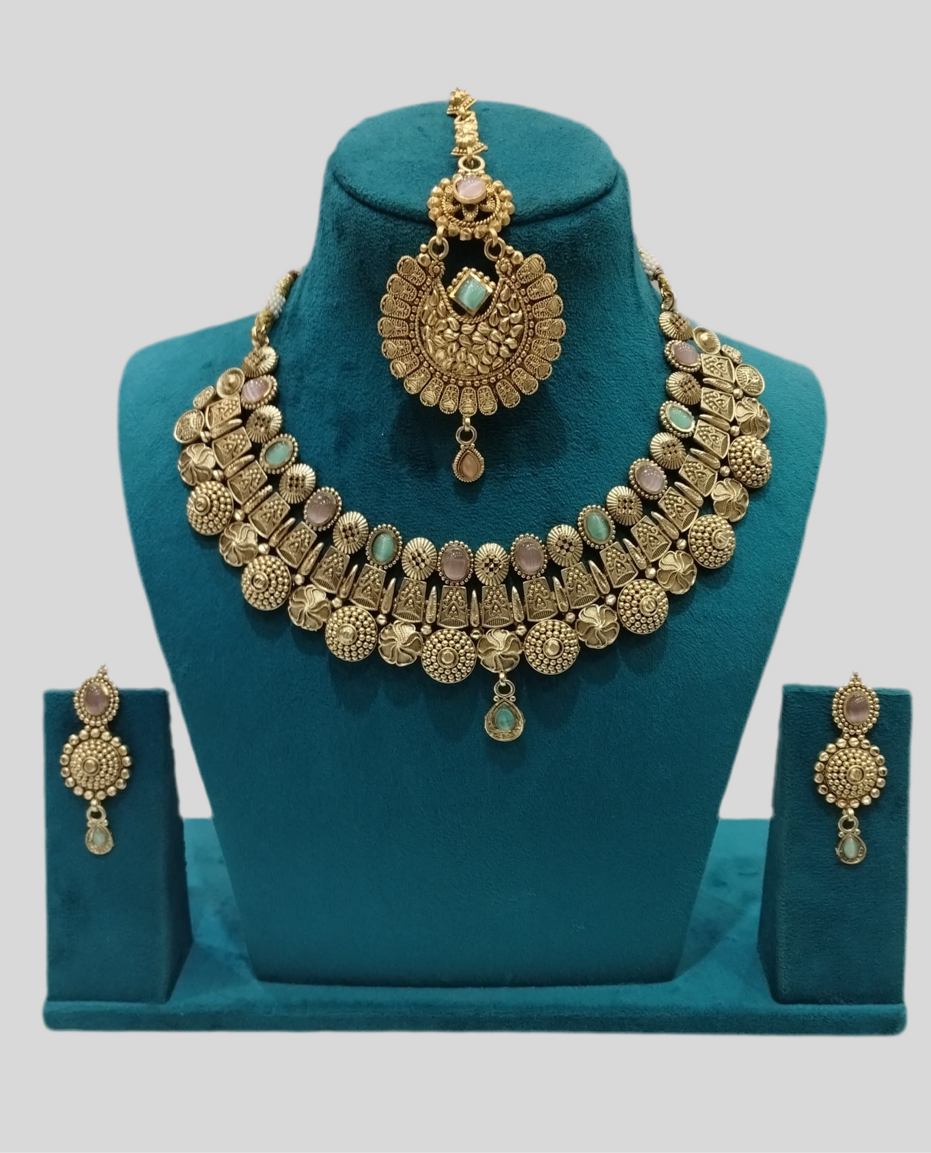 Antique Floral Pink and Green Stone Choker Set