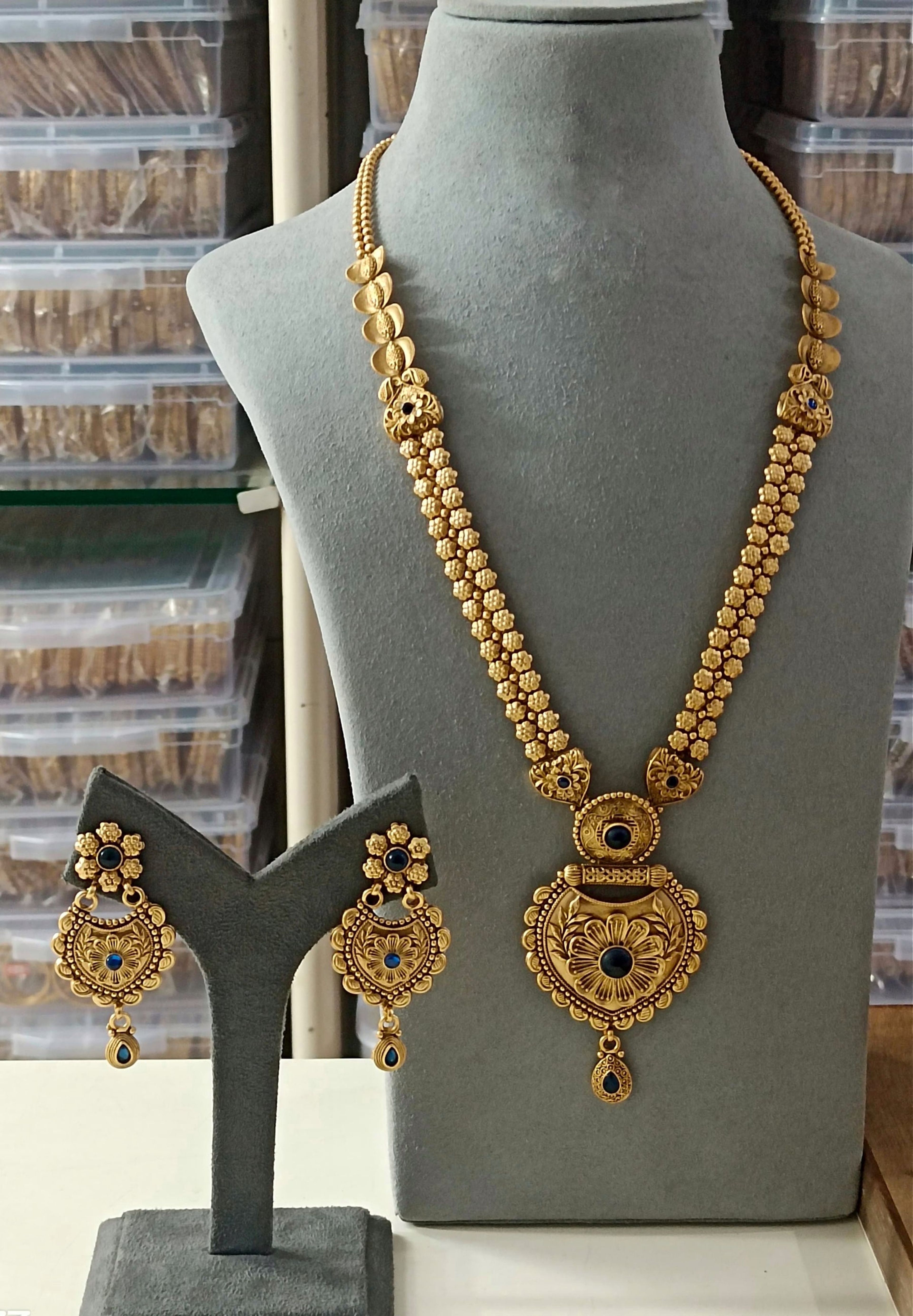 Antique Blue Stone Floral Long Necklace with Earrings