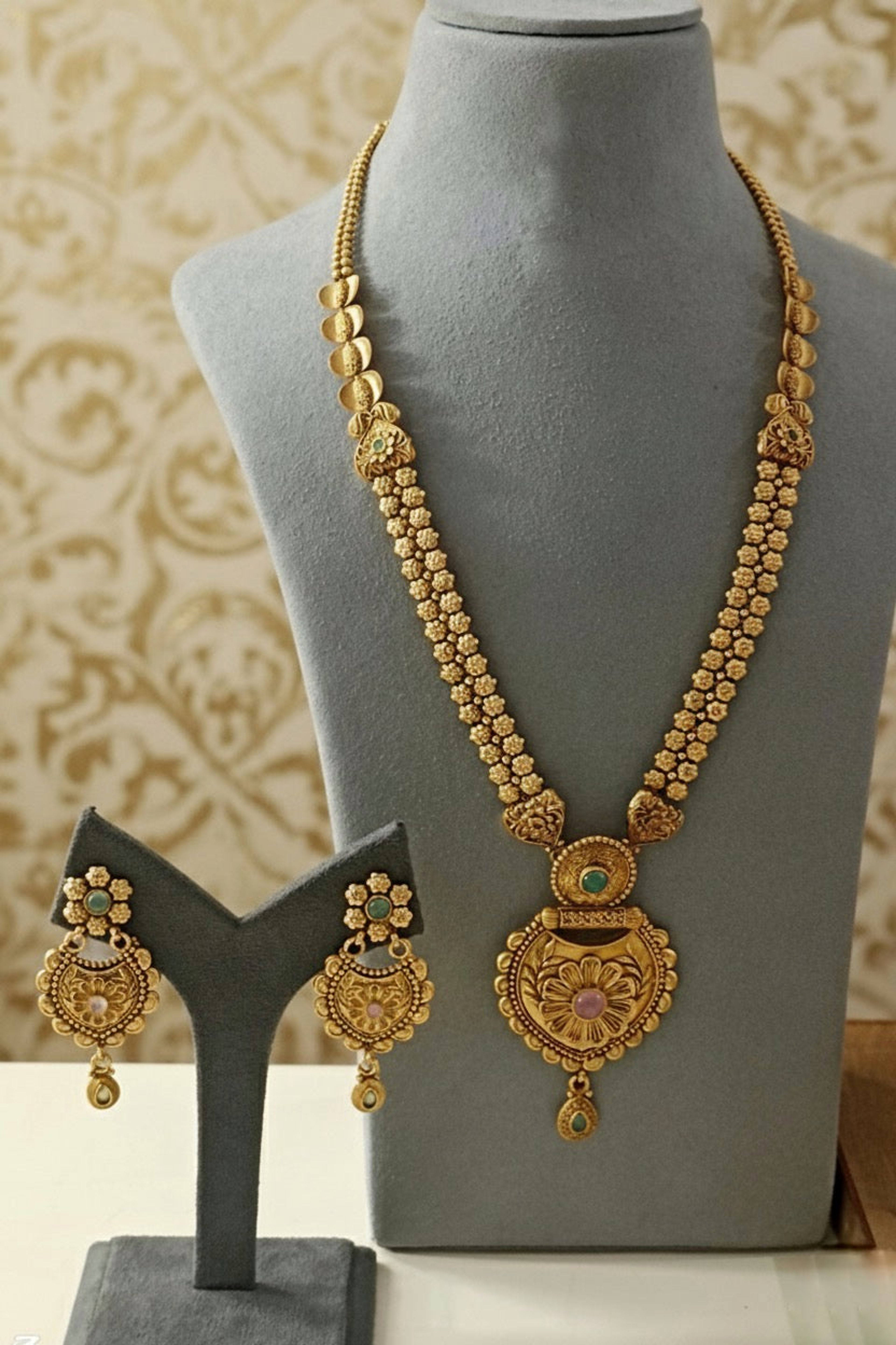 Antique Floral Medallion Long Necklace with Earrings