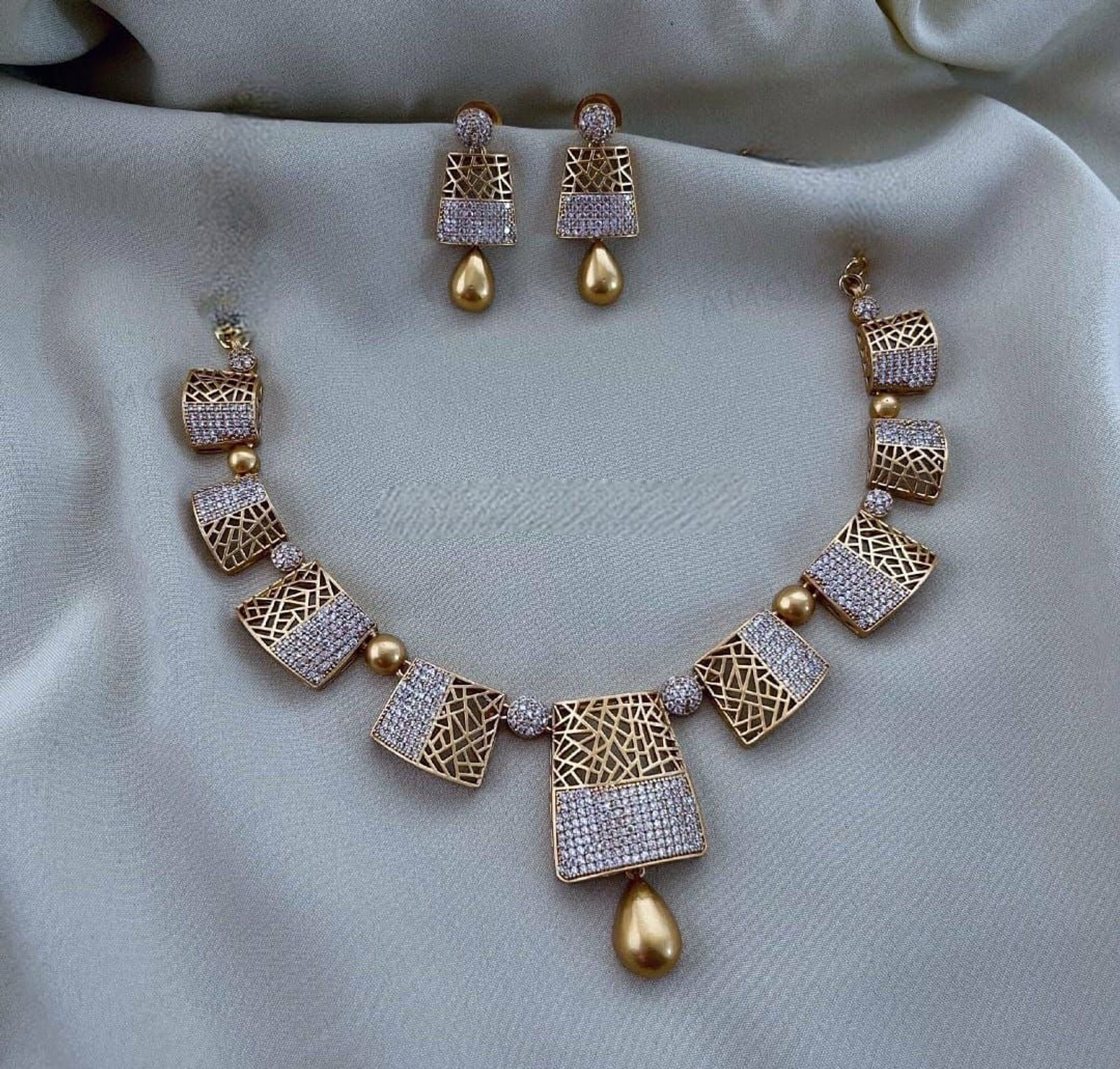 Aurum Drop Set